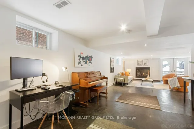 Additional image 31 of 133 Melrose Ave