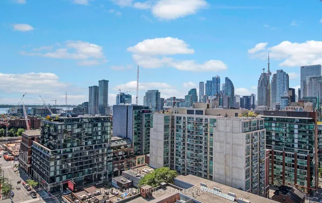 Additional image 20 of 460 Adelaide St Unit 2015