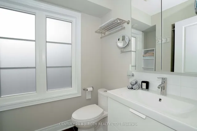 Additional image 17 of 1812 Burnhamthorpe Rd Unit 01