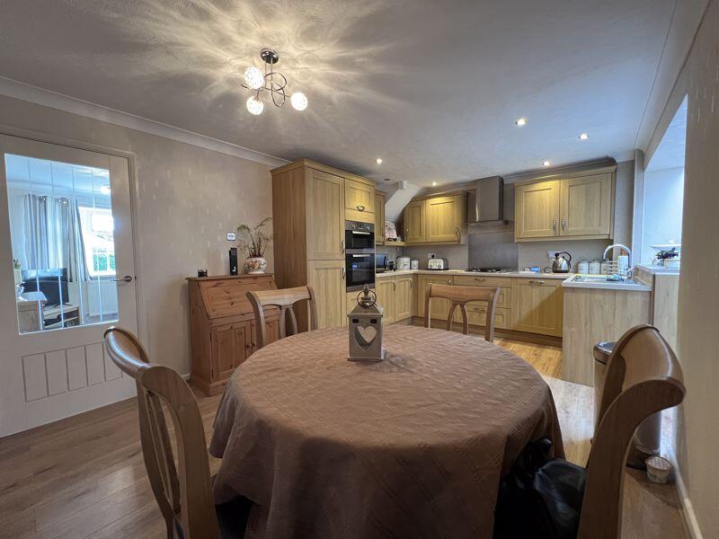 Additional image 4 of 34 Druids Green, Cowbridge, The Vale of Glamorgan CF71 7BP