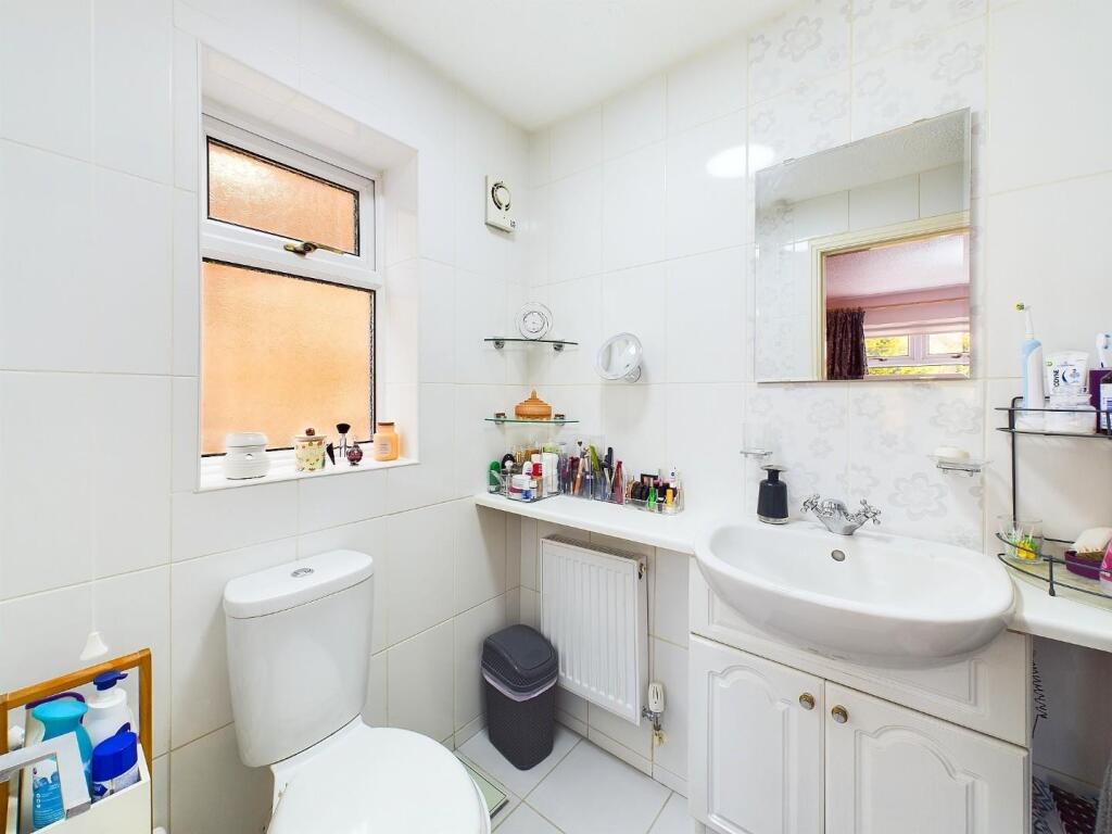 Additional image 15 of Croftlands, Idle