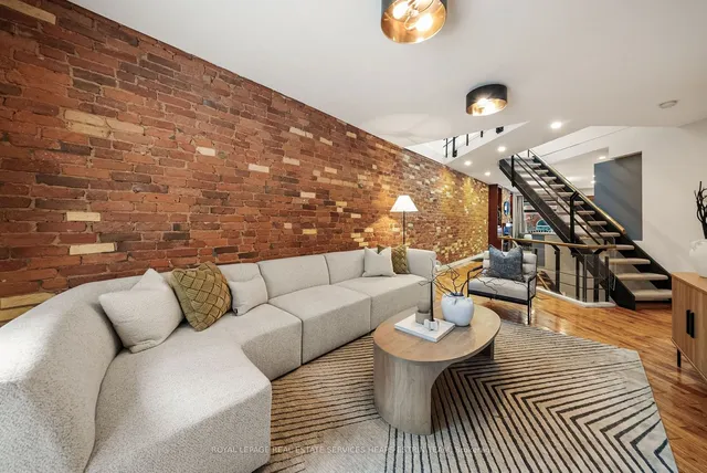 Additional image 10 of 104 Winchester St