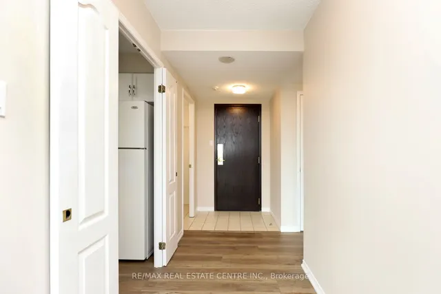 Additional image 23 of 100 Millside Dr Unit 1201