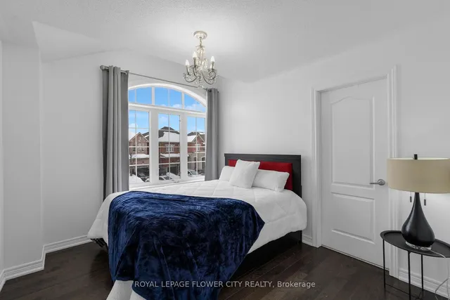 Additional image 37 of 22 Vanwood Cres