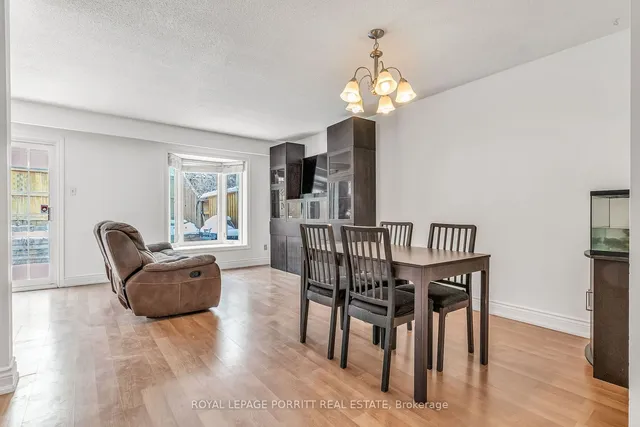 Additional image 6 of 6 Astorville Sq