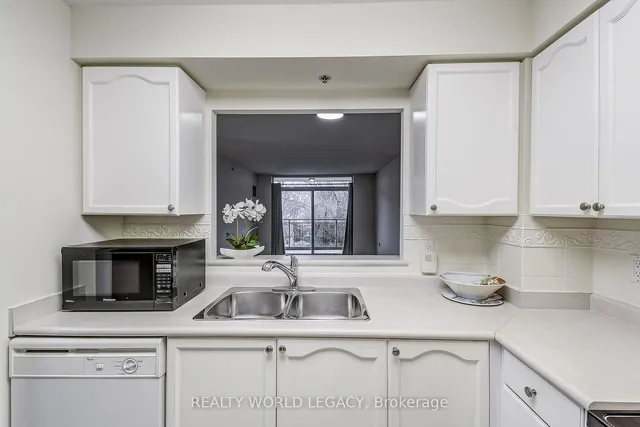 Additional image 15 of 100 Burloak Dr Unit 2405