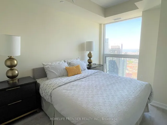 Additional image 3 of 99 John St Unit 4403