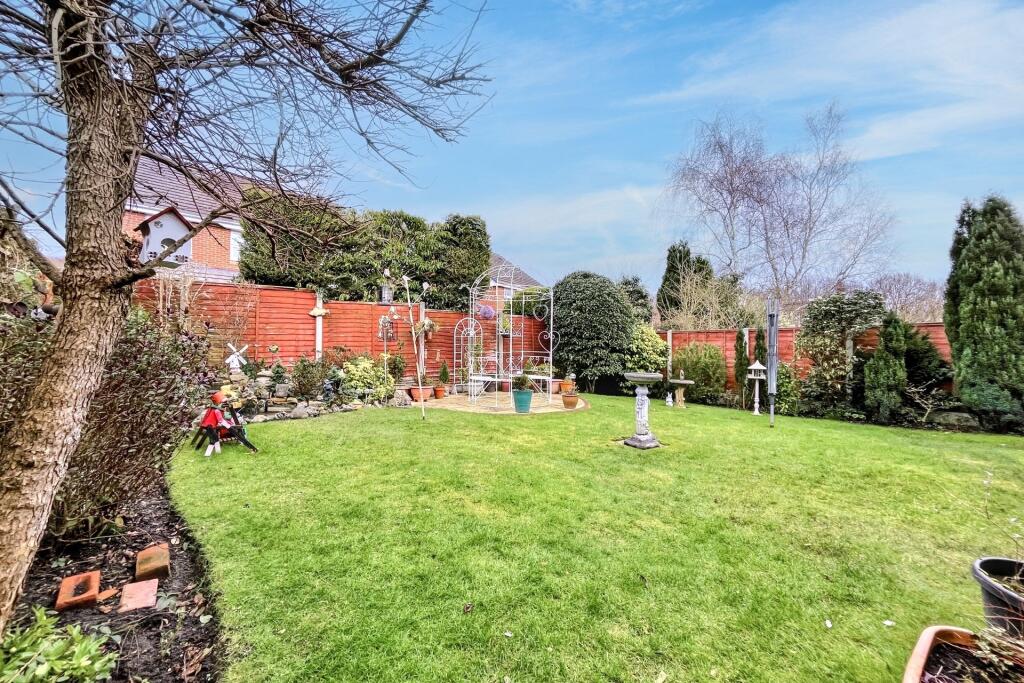 Additional image 20 of Broadstone