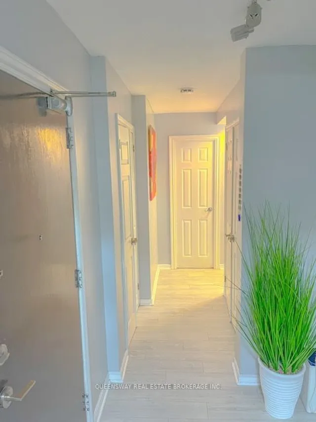 Additional image 11 of 714 The West Mall Unit 903