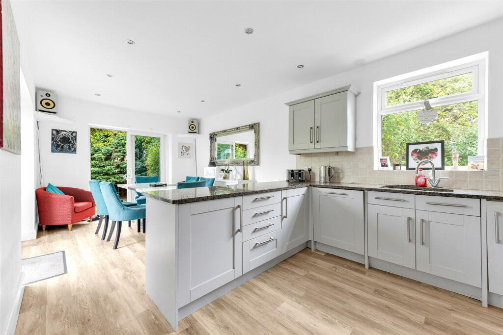 Additional image 2 of Daerwood Close, Bromley, Kent, BR2