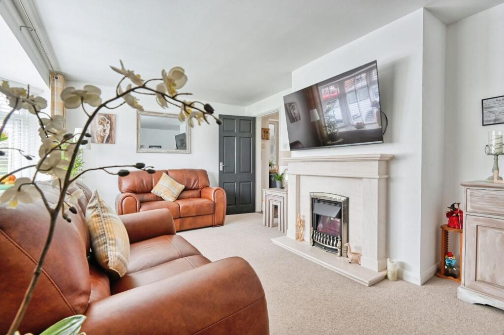 Additional image 21 of Whiting, Tamworth