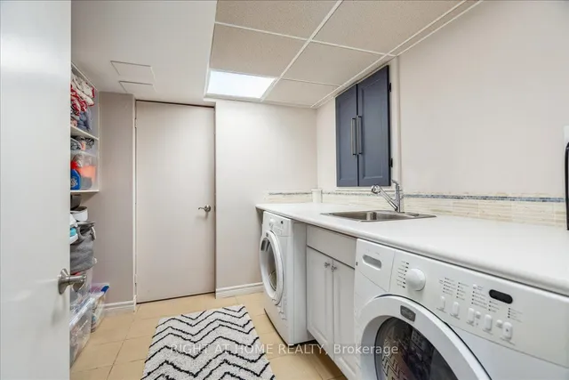 Additional image 25 of 22 Adele Crt