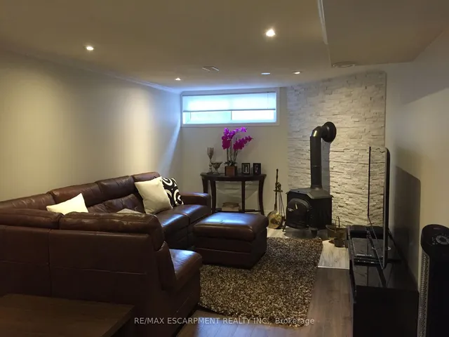 Additional image 21 of 5247 SPRUCE Ave