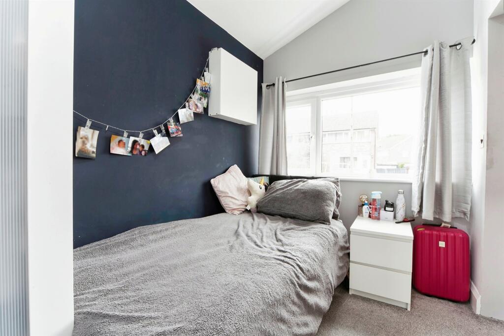 Additional image 7 of Fourlands Crescent, Bradford