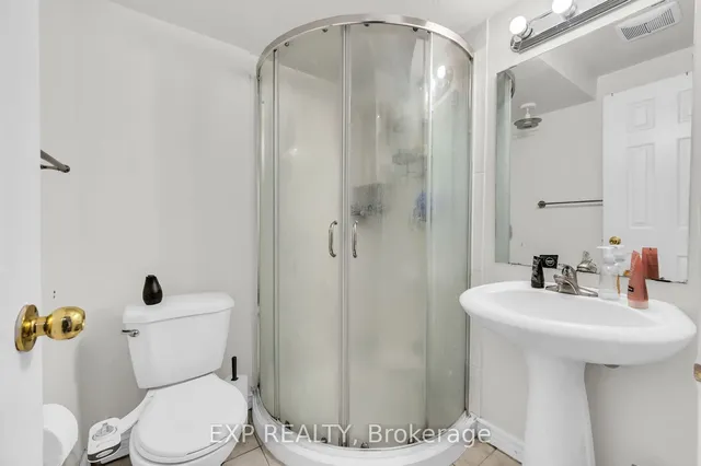 Additional image 34 of 84 Harbourtown Cres