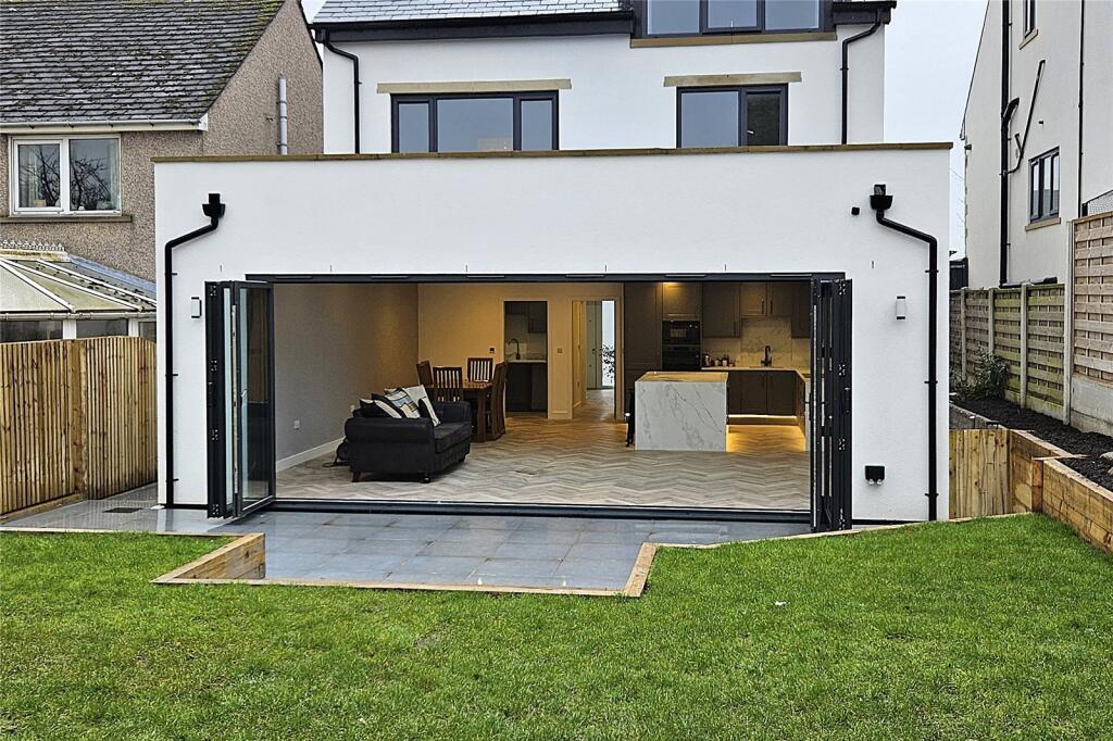 Additional image 33 of Woodlands Grove, Baildon, Shipley, West Yorkshire, BD17