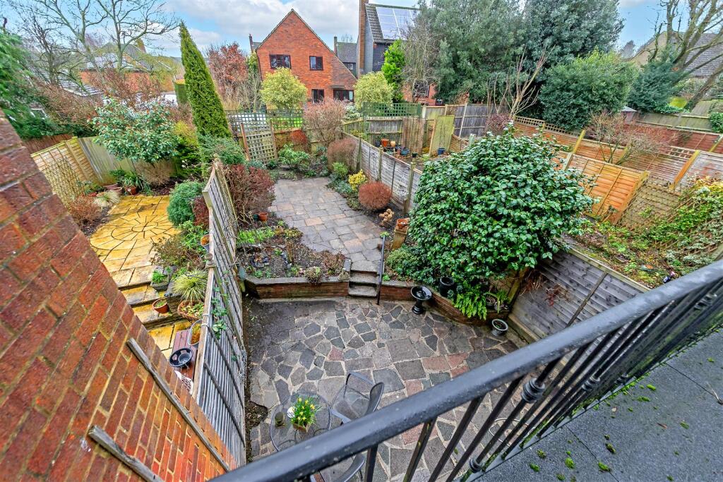 Additional image 20 of Granary Close, Wheathampstead