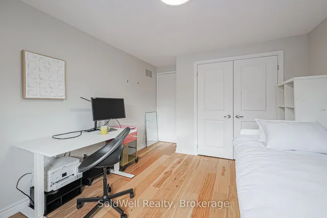 Additional image 39 of 62 Flaming Roseway