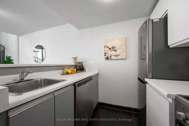 Additional image 4 of 25 Maitland St Unit 1202