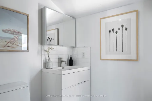 Additional image 30 of 70 Shaftesbury Ave Unit TH 11