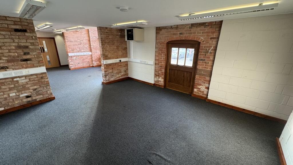 Additional image 7 of Unit 5/6 Patrick Farm Barns, Meriden Road, Hampton In Arden, Solihull, B92 0LT