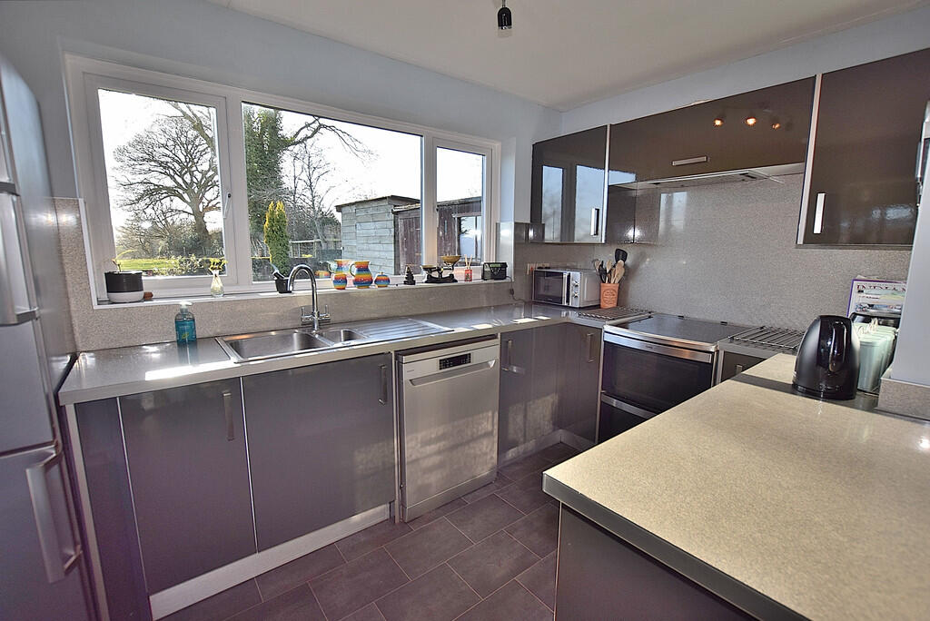 Additional image 8 of Hudswell