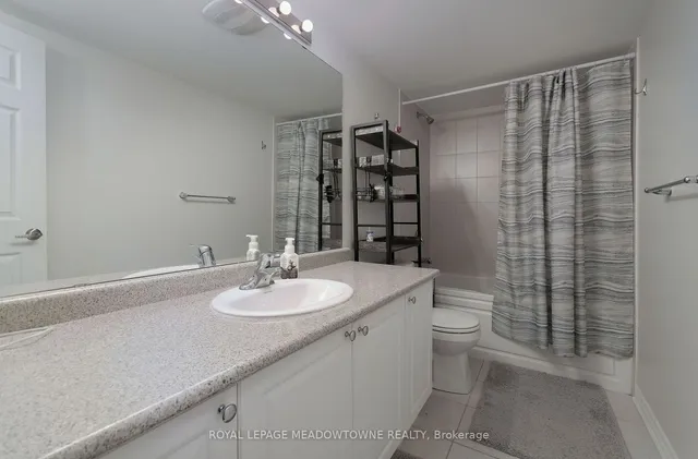 Additional image 16 of 200 Veterans Dr Unit 25