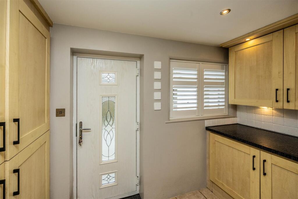 Additional image 8 of Coniston Avenue, Queensbury, Bradford