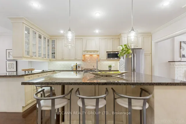 Additional image 9 of 133 Melrose Ave