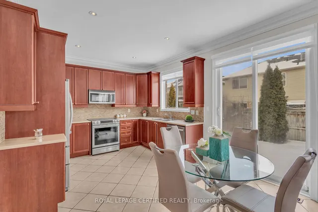 Additional image 18 of 17 Dalia St