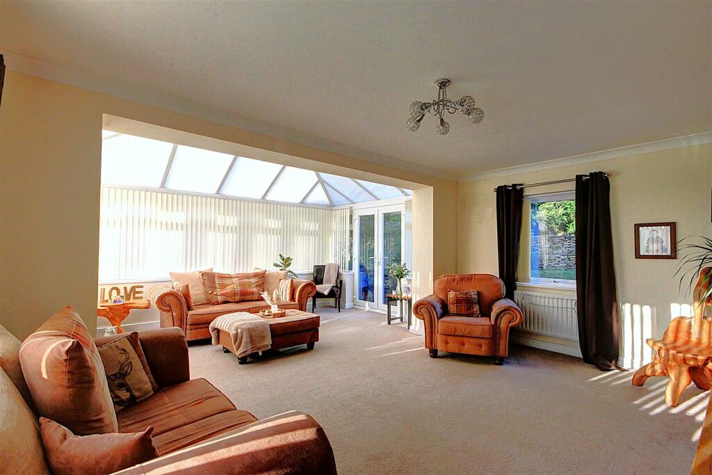 Additional image 5 of Green Howards Road, Richmond