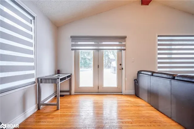 Additional image 18 of 428 Henderson Rd