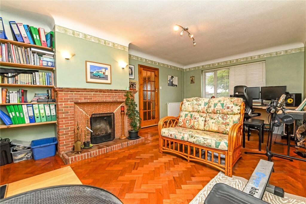 Additional image 6 of Manor Road, New Milton, Hampshire, BH25
