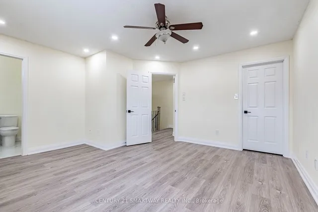 Additional image 24 of 212 Twin Pines Cres