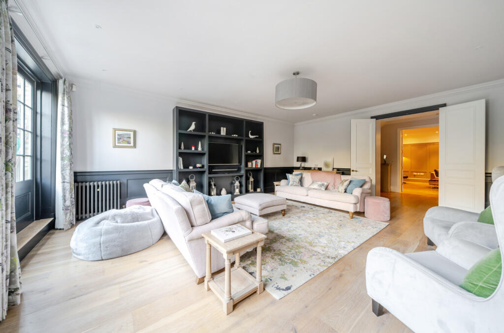 Additional image 6 of Woodclyffe Drive, Chislehurst, Kent, BR7