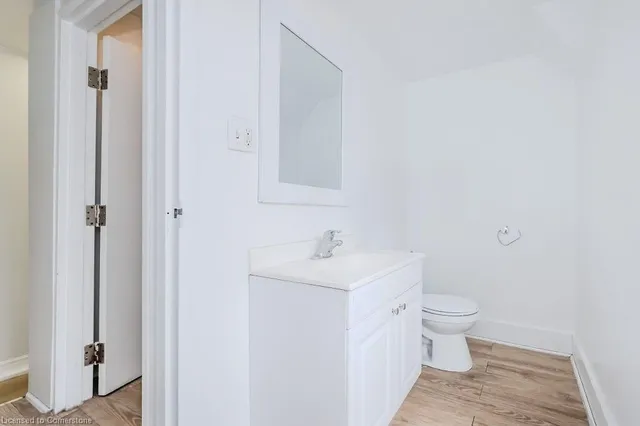 Additional image 17 of 19 Schneider Ave