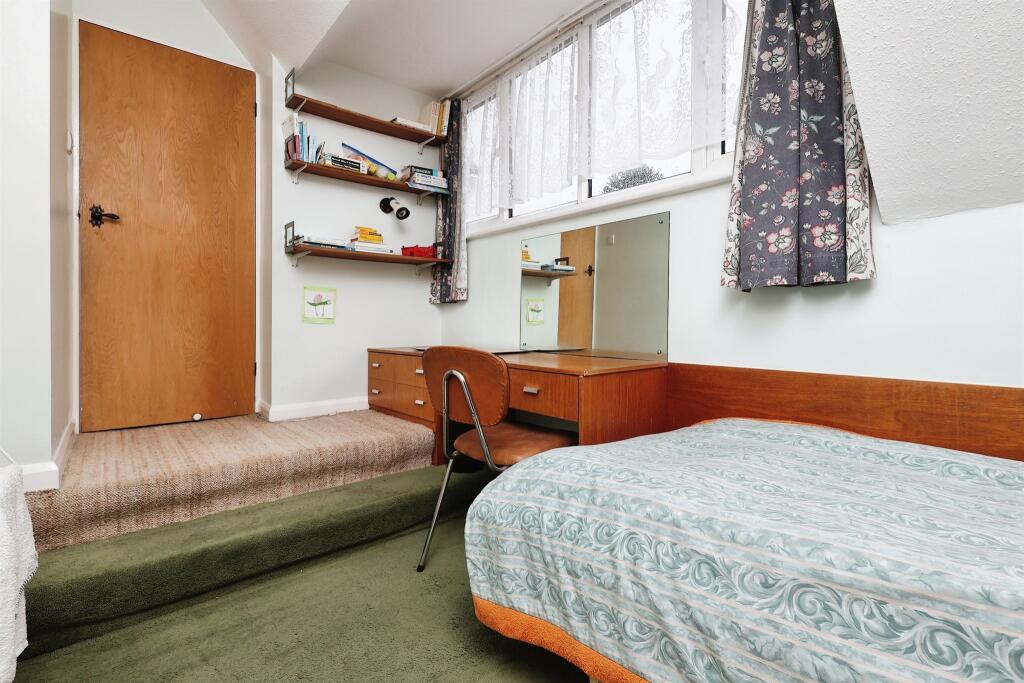 Additional image 18 of Manor Drive, Bingley