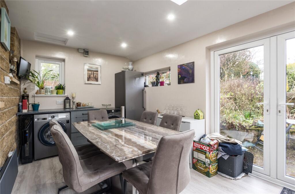 Additional image 27 of The Whispers, Wanstrow