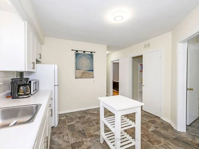 Additional image 25 of 671 Browns Line