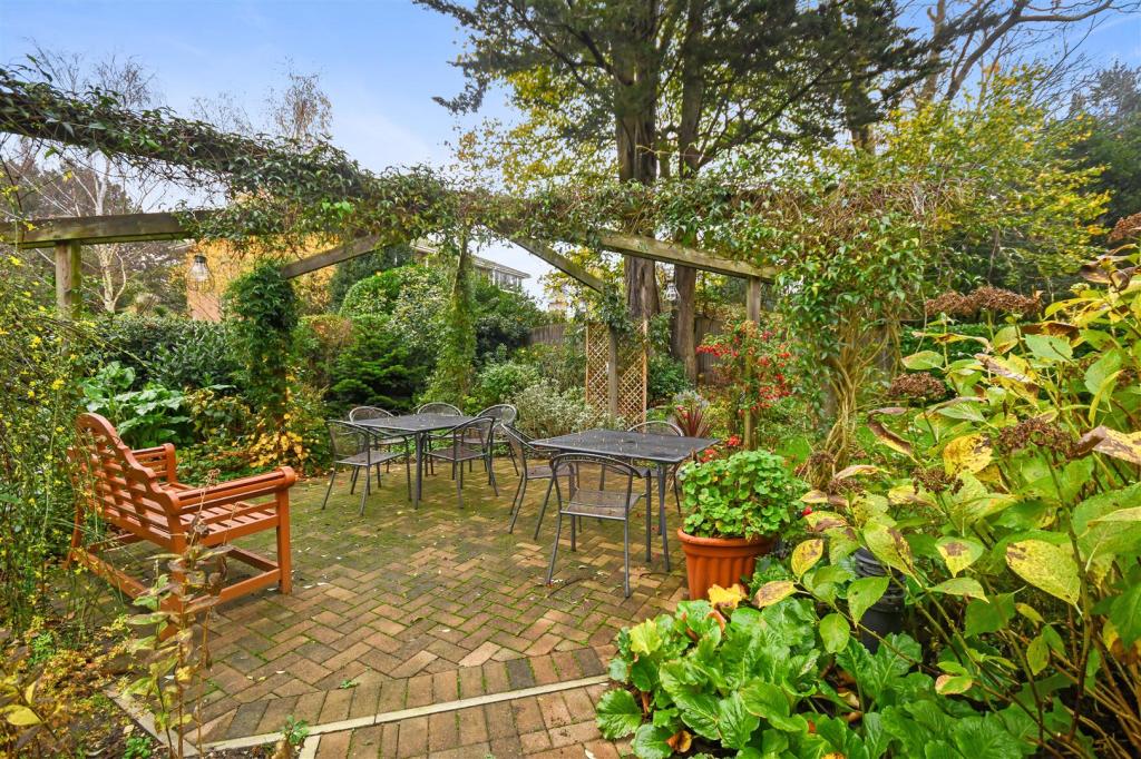 Additional image 10 of Sanderling Court, Wimborne Road, Bournemouth