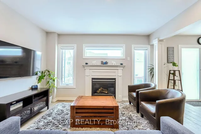 Additional image 15 of 792 Knotty Pine Grve