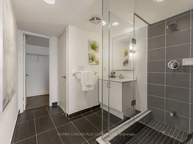 Additional image 16 of 320 Richmond St Unit 813