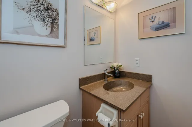 Additional image 23 of 38 Candle Cres