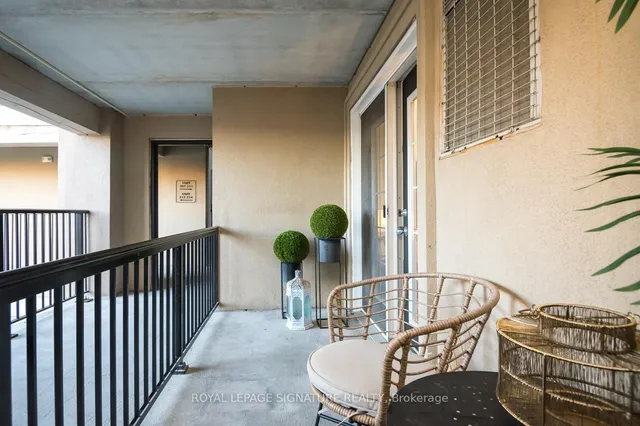 Additional image 27 of 1340 Main St Unit 208