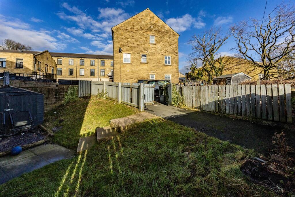 Additional image 22 of James Street, Thornton