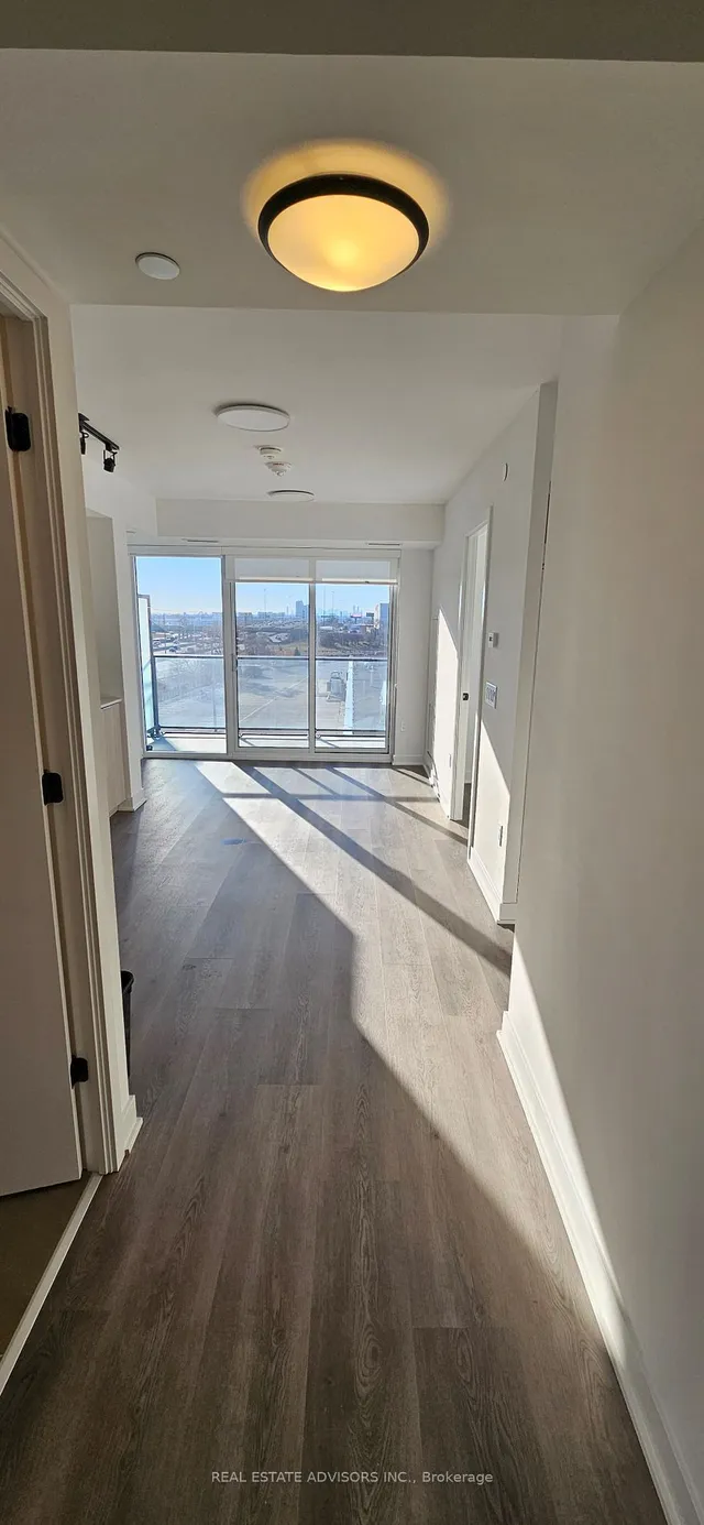 Additional image 19 of 36 Zorra St Unit 502