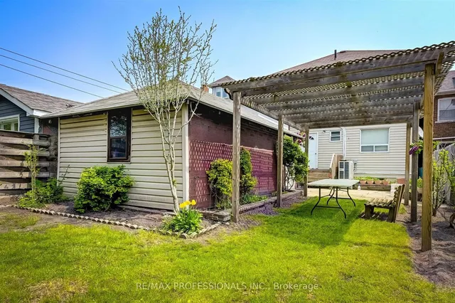 Additional image 27 of 636 Runnymede Rd