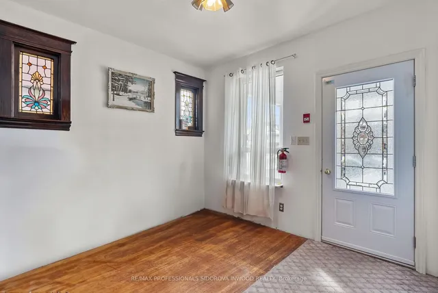 Additional image 4 of 277 High Park Ave