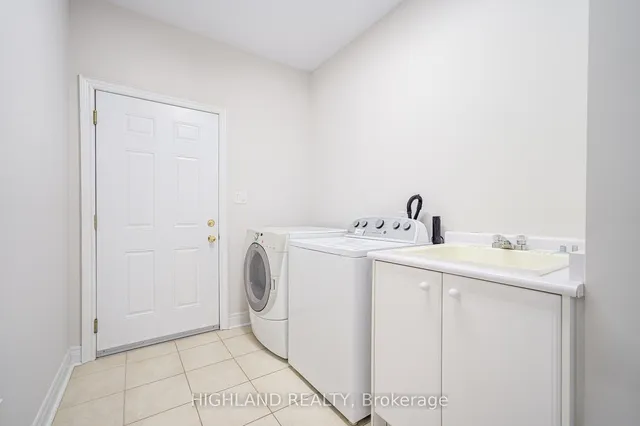 Additional image 35 of 3971 Bloor St