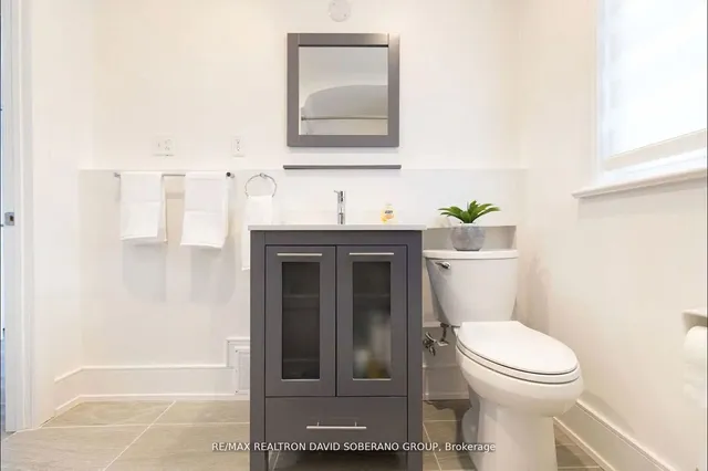 Additional image 20 of 55 Raeburn Ave